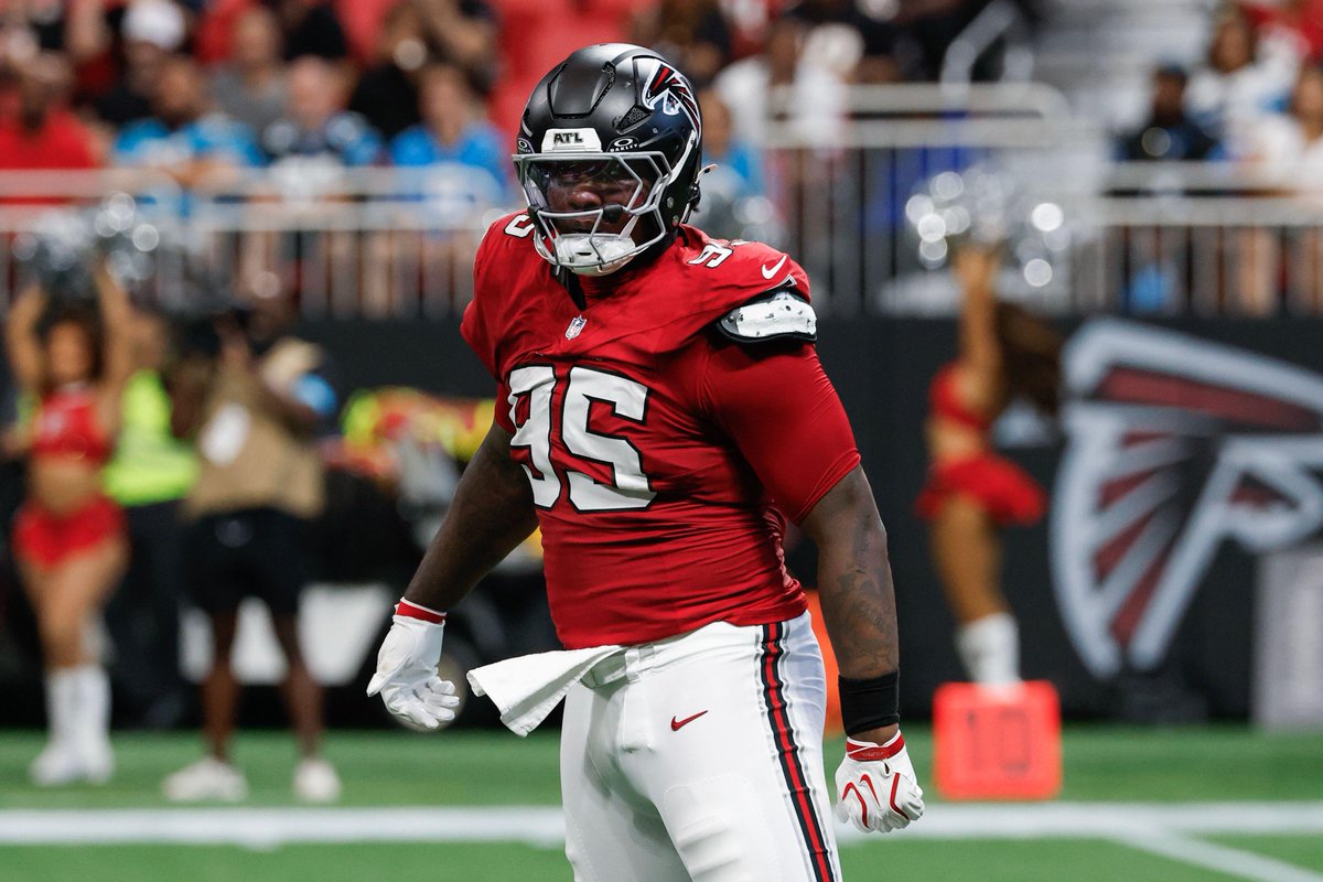PFF's tweet photo. Highest pass rush win rate among DI this season

Gervon Dexter Sr          23.3%
Aaron Donald                21.4%
Darius Robinson           20.0%
DJ Reader                        19.0%
Jeffery Simmons          18.2% https://t.co/eLgl6wDFC4