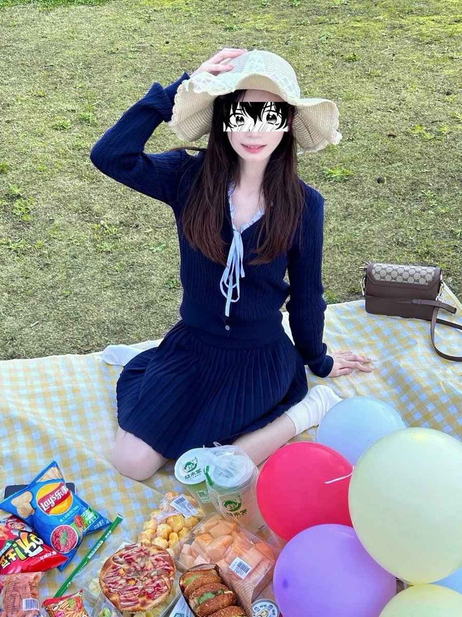 donna22qt4's tweet photo. 国庆假期到了 （真心找男）

想找个可以一起去露营的男搭子！

点赞优先   反正没有🚪 https://t.co/jJWDcwHvj5