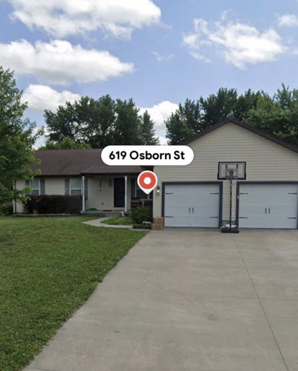 sfanrv's tweet photo. @SophiaLee42 Aidan hasnt posted in over 3 hours im worried. Someone should do a welfare check. Carbondale Kansas 😈 https://t.co/0PHPHl4puN