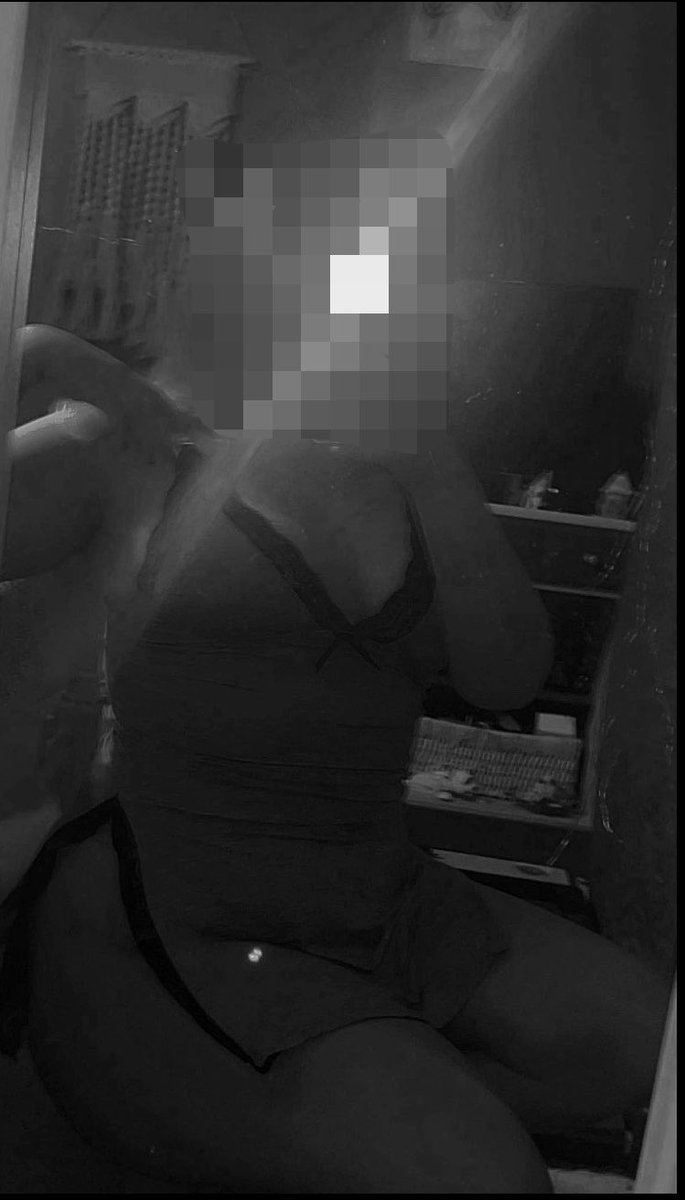 VoluptuousVi20's tweet photo. I’ll haunt your dreams tonight 🌙
#nsfw #chubby #elegant #enchanted #curvy #tease #effortless #pawg https://t.co/0KV86daaC9