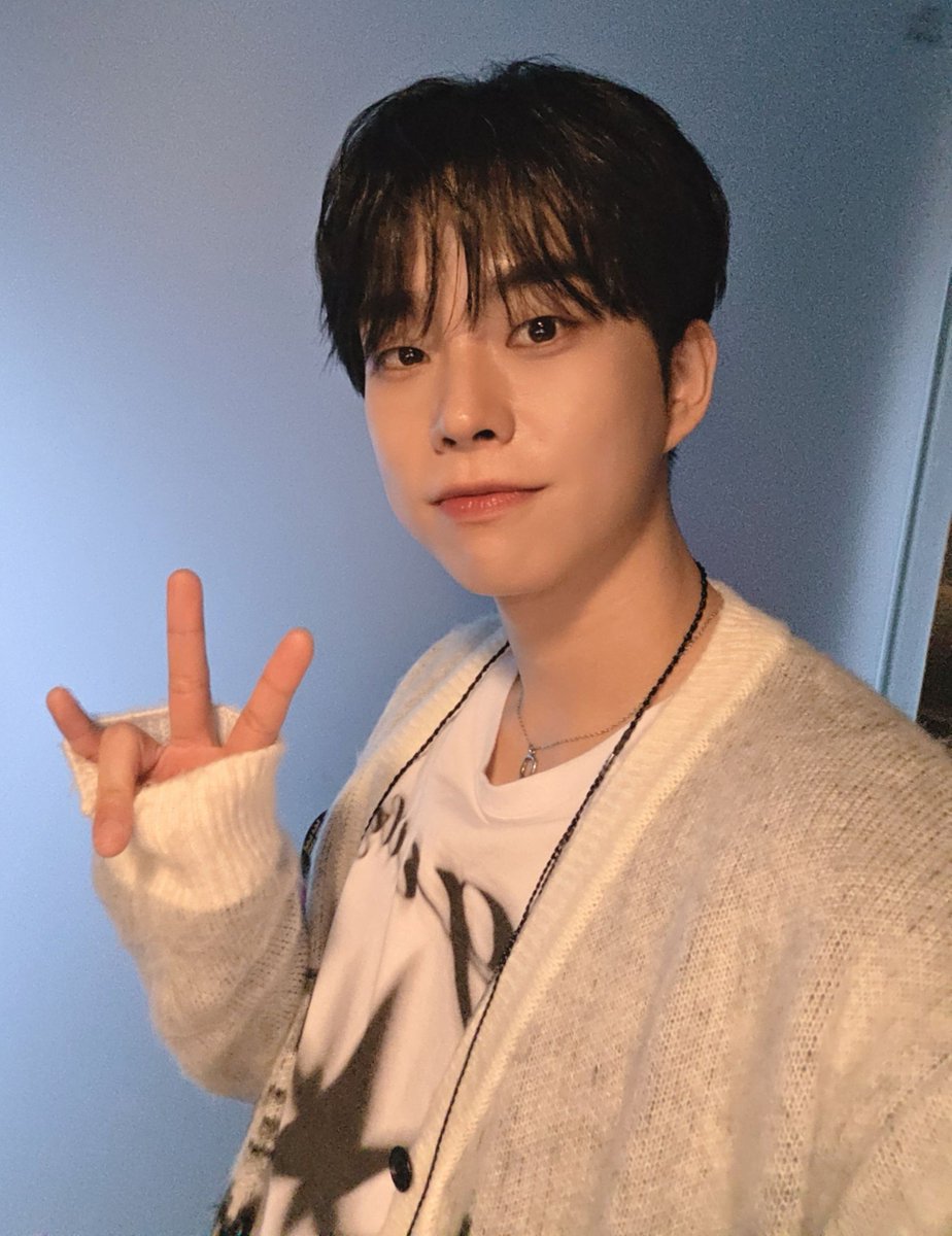 dang_yeop2's tweet photo. #누구보다_느린_10월_최애_선점 https://t.co/hm9iQP54rB