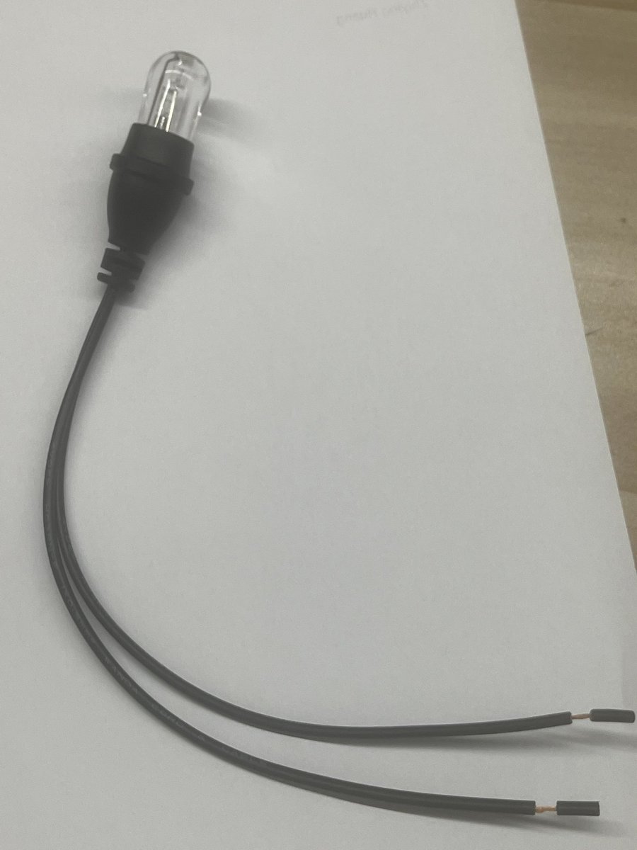 wendadeco's tweet photo. New: E14 socket string lights — pre-wired lampholders with brass contacts for festoon &amp; string builds. Factory-direct. DM for specs 📩 jackygong@wendadeco.com
5 https://t.co/GNWNgIb1SF