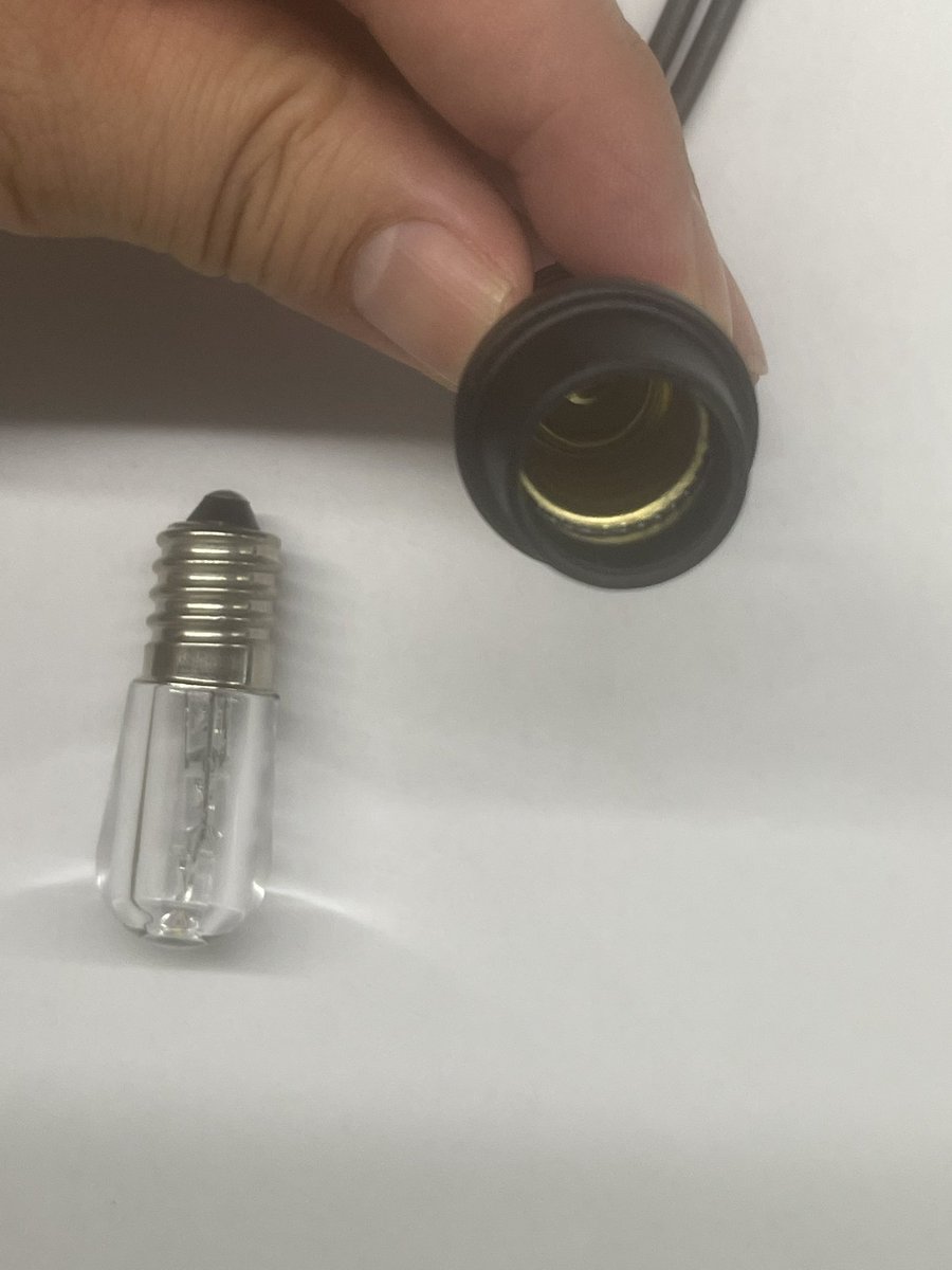 wendadeco's tweet photo. New: E14 socket string lights — pre-wired lampholders with brass contacts for festoon &amp; string builds. Factory-direct. DM for specs 📩 jackygong@wendadeco.com
5 https://t.co/GNWNgIb1SF