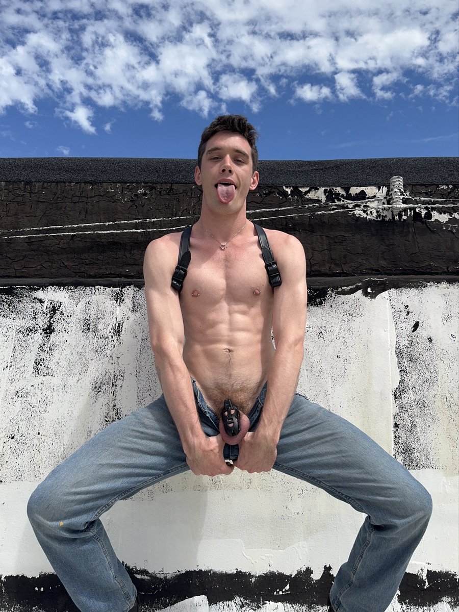 pupbreakfast's tweet photo. 🔐🎃⛓️ HAPPY LOCKTOBER ⛓️🎃🔐

i’m really excited; my goal is to make it through the whole month locked this year!! Last year i made it 23 days. 😵‍💫😮‍💨 

Usually when i’m in chastity, i unlock to go to sleep which helps me get good rest (which is SO important,) but it runs the risk of me misbehaving at night & first thing in the morning! 😅😈 So for this month-long streak to work, i’m going to endeavor through 24/7 chastity 🤢🥺 

And largely my personal intention with chastity is to focus on getting pleasure from my hole, and to be constantly horny and submissive, and crave and serve cocks! So cumming is forbidden unless its from anal stimulation. 🥴🔐🥵🐶🕳️ 

Also, i’m giving myself permission to xweet excesively this year!! and practice being unashamed with my feral neediness,— what could go wrong? 🙂‍↕️😈😋🐶💕❤️‍🔥