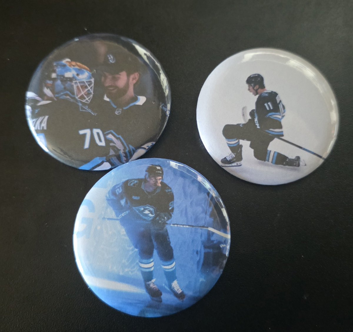 LilMammoth11's tweet photo. Putting my button maker to work before class 💪 https://t.co/XH5154mkru