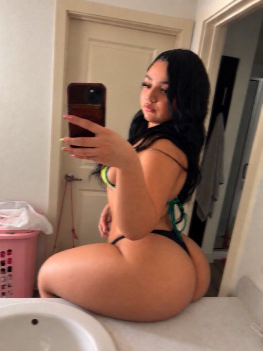 DOMCATfishhhh's tweet photo. I want to do a findom therapy session with someone. Who has been struggling with their addiction lately? 💕

| Findom | catfish | scam | blackmail | sph | 2dfd | paypig | chastity | bops | https://t.co/zRbgKkxxnZ