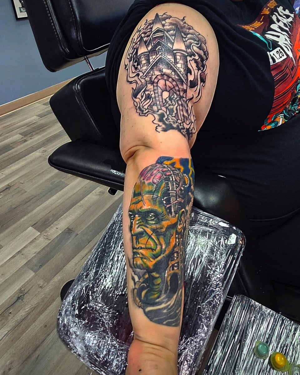 DarkstarCal's tweet photo. 🎨 Discover incredible art and piercings at 10975 Magnolia Ave, Riverside. Dive into a world where creativity meets affordability! 💎Why You’ll Love It Here- Affordable Artistry: Quality pieces without the hefty price tag.
#AffordableArt #UniquePiercings #RiversideTalent https://t.co/h4jMRjF92f