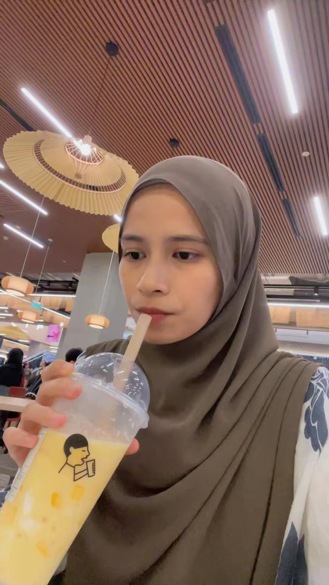 allyzthetics's tweet photo. 🦁: David! have a sip aaaaaa
🧔🏻‍♂️: Okay yumm, not bad

#AZSD #ALLYZSELCADAY #LEELEO #LEO #ALPHADRIVEONE #ALD1 https://t.co/RzwEcidg8F