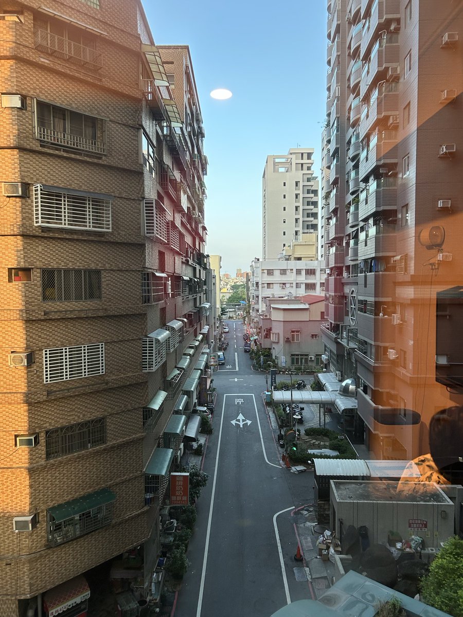 riesai0526's tweet photo. おはようございます😊
台湾🇹🇼に来ています✌︎('ω')✌︎
楽しんでます〜
これらから今日も観光に行って来ます
台湾縦断の旅です🚌🚄
#台湾旅行
#今は台南
#これから高雄方面へ https://t.co/LgW98qVb9y