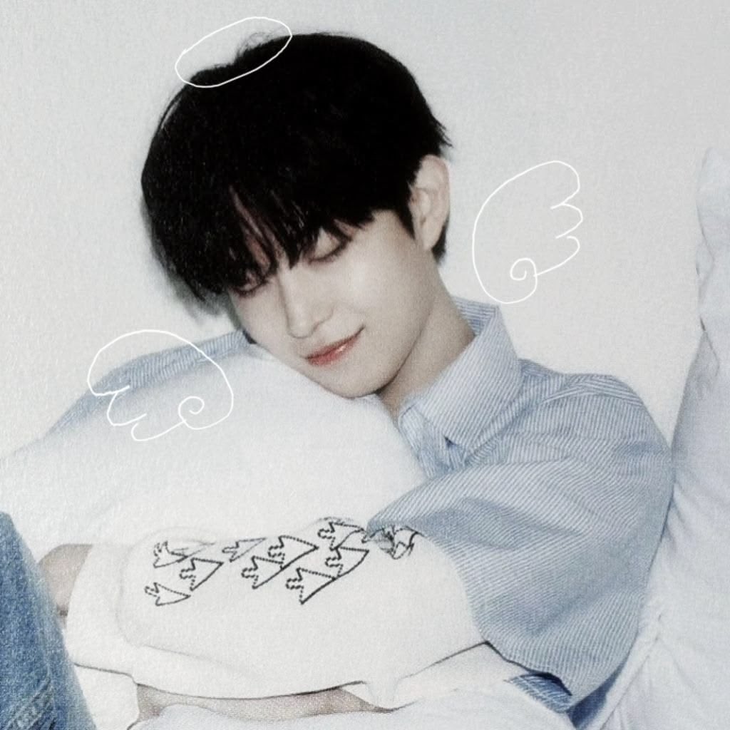agxonx's tweet photo. 아기천사 누누는 무슨꿈을꾸엇나 https://t.co/ajBkMrCL21