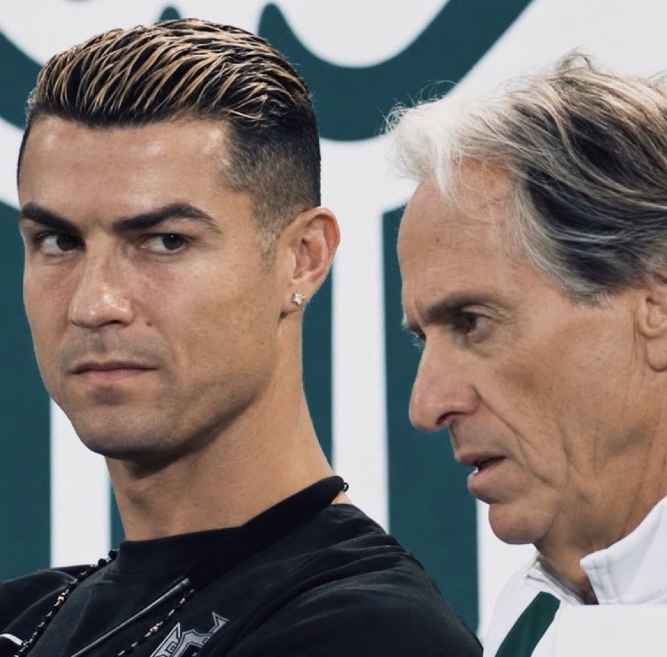 theMadridZone's tweet photo. 🚨💣 JUST IN: Cristiano Ronaldo’s close friend @EduAguirre7 explains WHY RONALDO LEFT PORTUGAL’S CAMP: 

“In a private meeting with Cristiano, the Portugal FA President and Jorge Jesus, Jorge asked Cristiano for FORGIVENESS after making him warm up for 30 minutes without bringing him on.

He also PROMISED Cristiano he would publicly apologize in his press conference, admit he made a MISTAKE and clarify everything.

But Jorge did NOT keep his promise. 

Instead, Cristiano felt he said things that were NOT TRUE and tried to show publicly that he was in control and Cristiano was ‘just another player.’

That made Cristiano angry.

Cristiano feels BETRAYED. Jorge apologized to him privately, promised to do the same publicly and then did the opposite.

So Cristiano decided: he’s going HOME.

For him, it’s a BETRAYAL.”

@elchiringuitotv