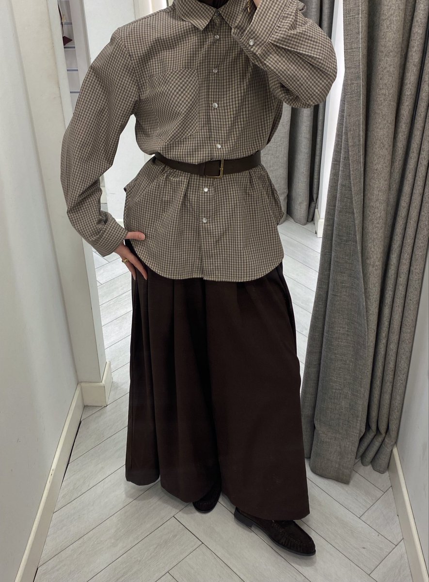 nurduyss's tweet photo. september outfits🍂 https://t.co/pOVnPrm3Ja
