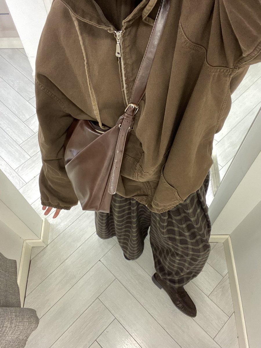 nurduyss's tweet photo. september outfits🍂 https://t.co/pOVnPrm3Ja