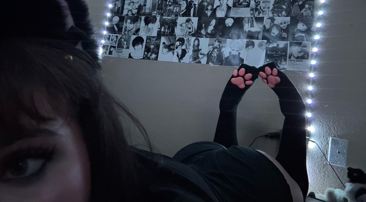itspeachdoll's tweet photo. ⋆. 𐙚˚࿔ { lf new mutuals  } 𝜗𝜚˚⋆

┆abby ! 19! 
┆anime, plushies, cats
┆val, roblox, minecraft 
┆18+ 
#valtwt #mutuals #moots #promotwt #gamingtwt #animetwt https://t.co/YO00CfzVef