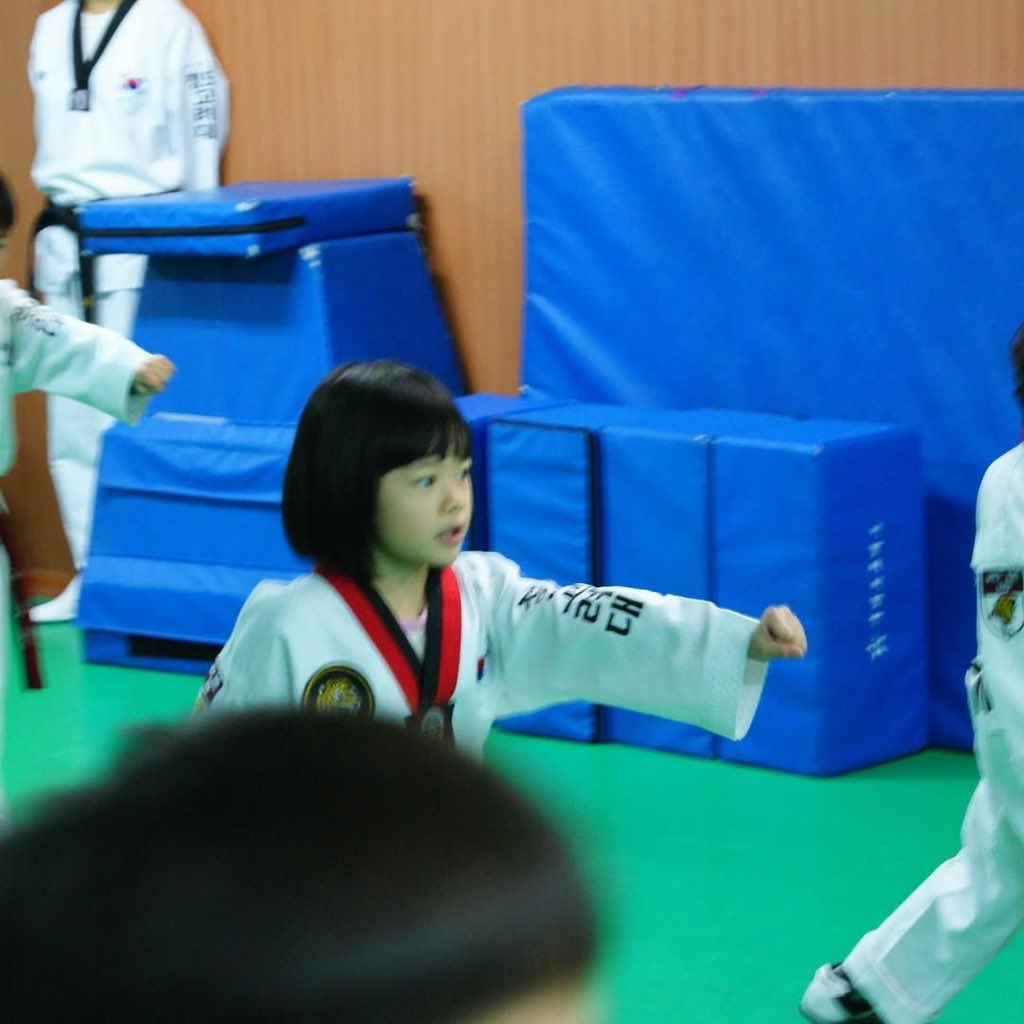 Ja1n2_6's tweet photo. 진짜 애기때도 지금이랑 똑같애..
이뿌고 귀엽고..

#이재인 #leejane https://t.co/xT2iX60r3g