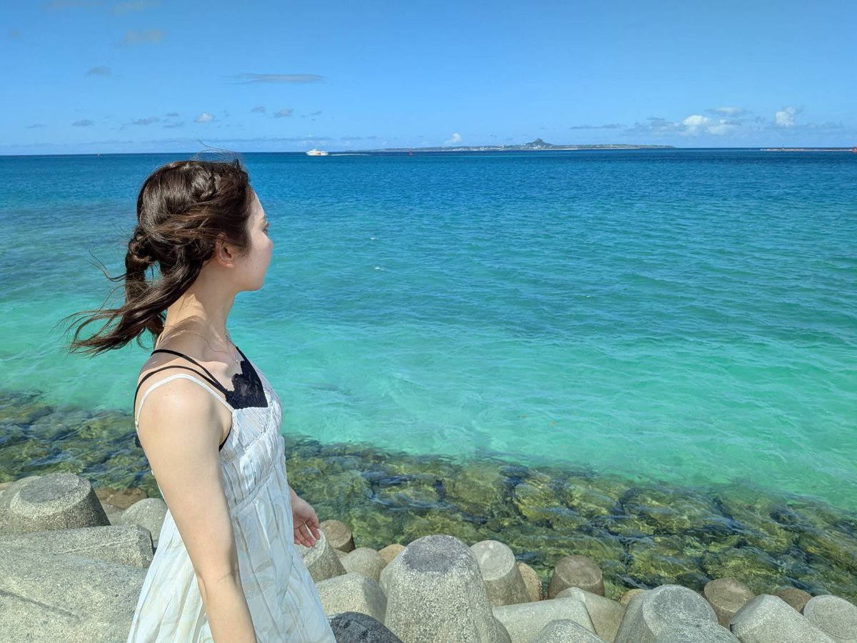 azamamiU_desu's tweet photo. 「もう夏って終わっちゃったの？」 https://t.co/Dss9b67eib