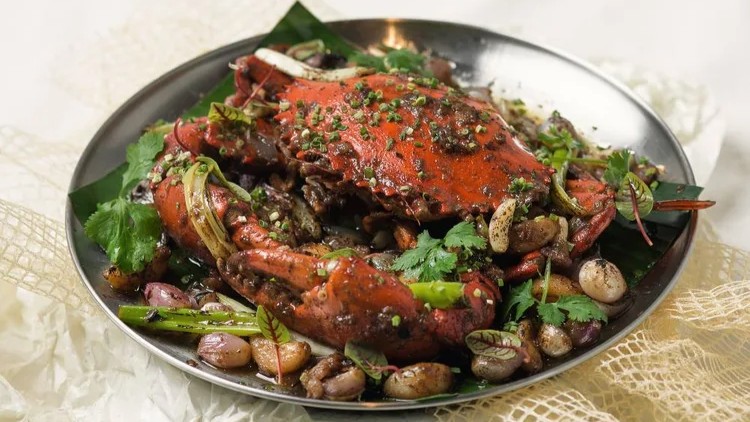 DAMAN_Magazine's tweet photo. Where maritime heritage meets contemporary culinary finesse. Discover Serra Serri’s Indonesian seafood showcase

Read more
https://t.co/7nxkjTBlzk https://t.co/i8v4gGDaNv