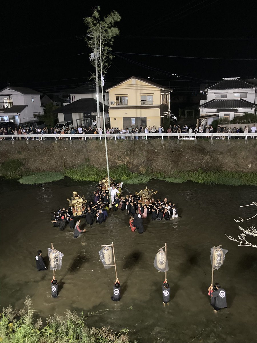 ogushimori's tweet photo. 10月、秋祭りの月です。
例祭は当社14日、海沿いの地方（ぢかた）が15日、九島が14日。
あとすこし！ https://t.co/mc1YoRs6vy
