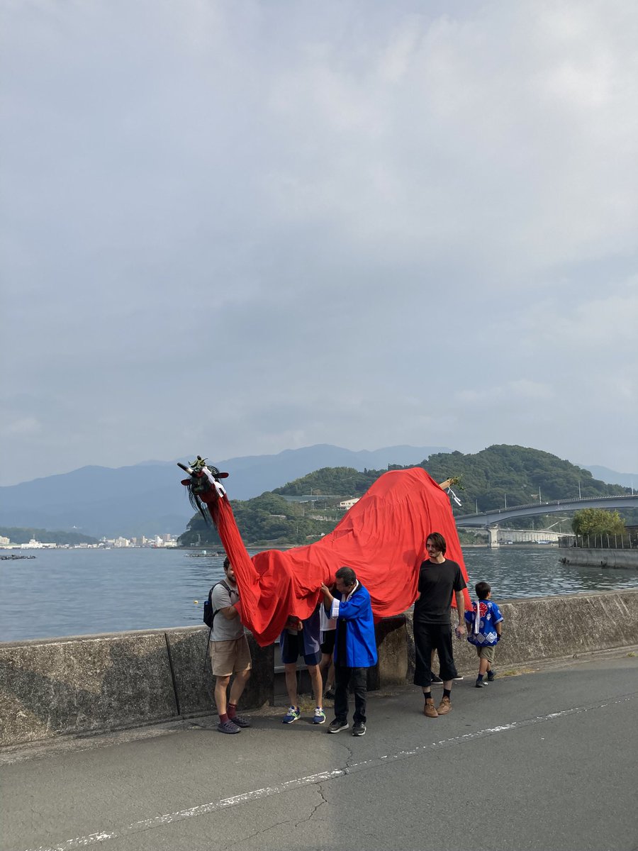 ogushimori's tweet photo. 10月、秋祭りの月です。
例祭は当社14日、海沿いの地方（ぢかた）が15日、九島が14日。
あとすこし！ https://t.co/mc1YoRs6vy