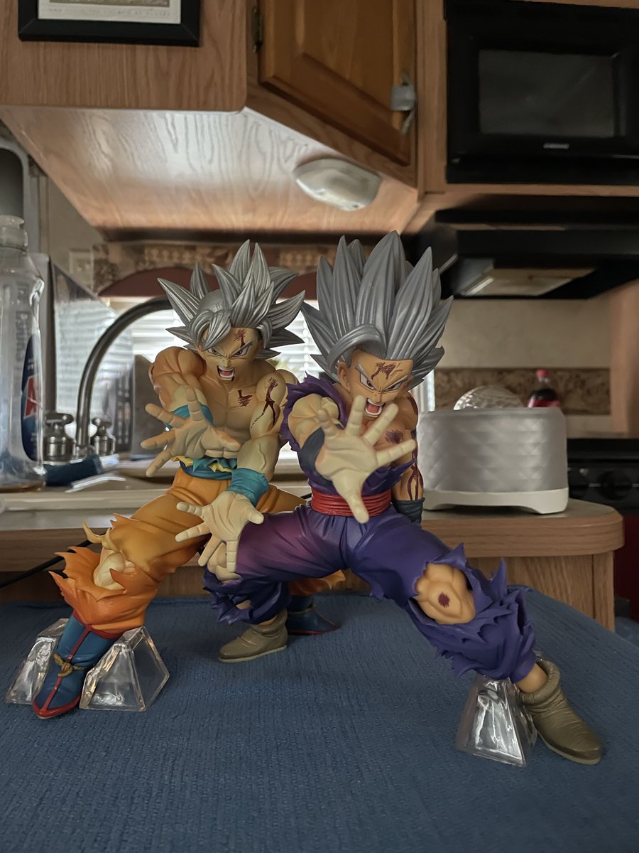Andrewtom1121's tweet photo. Beyond their limits, father and son kamehameha ✌️🐉 https://t.co/4MVKMt4G3l
