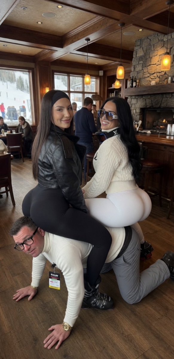 WorshipSofia5's tweet photo. It’s not everyday that your Ski instructor gets on his knees for you LMFAO ☠️ https://t.co/8zauLcDhpT