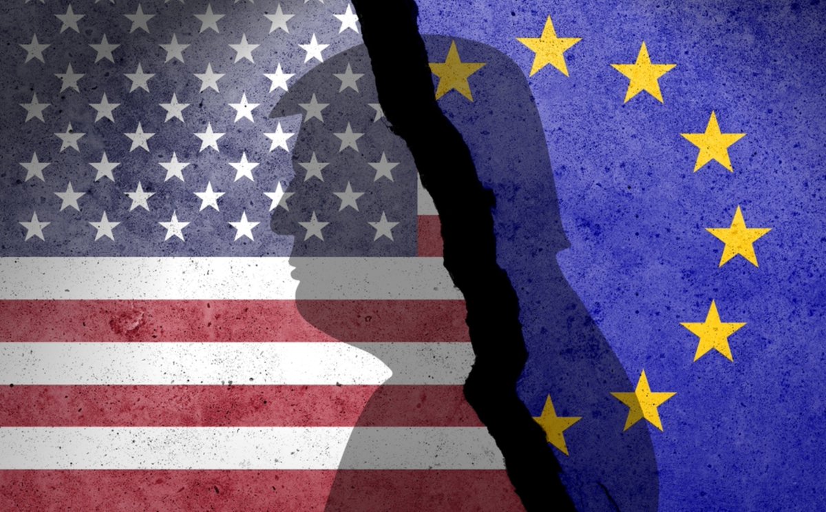 BreakingANews's tweet photo. ⚡️JUST IN: Europe is bracing for a Significant Rise in Diesel Prices as the United States considers Halting its Diesel Exports 

32% of the European Union’s Total Diesel Imports comes from the United States

Russia and China have already stopped exporting Diesel https://t.co/7f0DgvUXYD