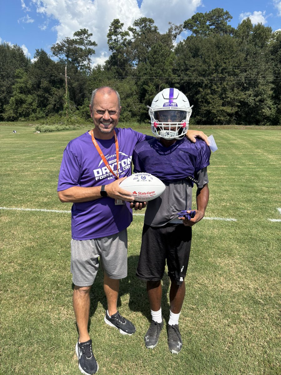 DaytonBroncosFB's tweet photo. A huge thank you to Juan Carranco with State Farm for generously donating these personalized Player of the Week footballs and helping us recognize our athletes!

Crosby &amp; Baytown Lee: Jerry Prieto Jr
Angleton: Devorian Bradford 
BHill: Braylen Marshall
FB Marshall: Logan Lee https://t.co/hLMZYpv84V