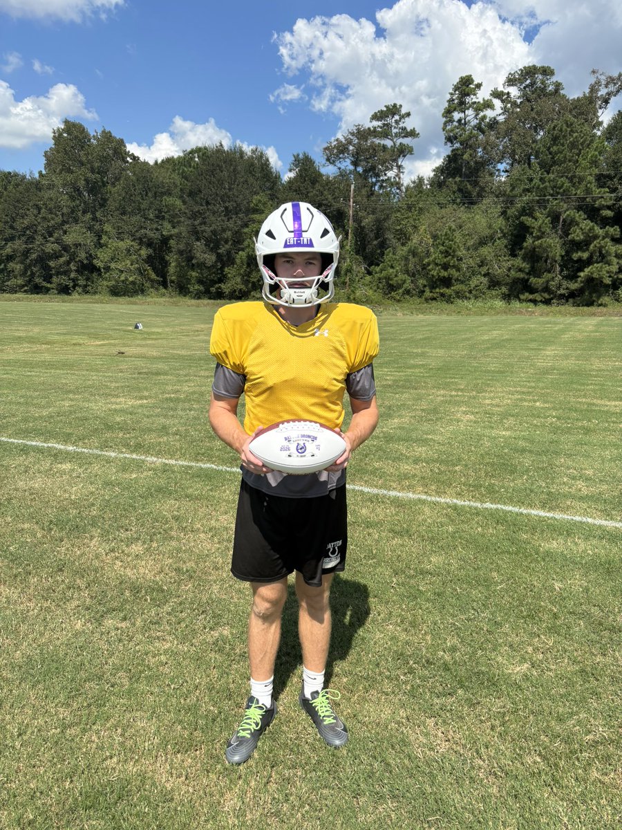 DaytonBroncosFB's tweet photo. A huge thank you to Juan Carranco with State Farm for generously donating these personalized Player of the Week footballs and helping us recognize our athletes!

Crosby &amp; Baytown Lee: Jerry Prieto Jr
Angleton: Devorian Bradford 
BHill: Braylen Marshall
FB Marshall: Logan Lee https://t.co/hLMZYpv84V