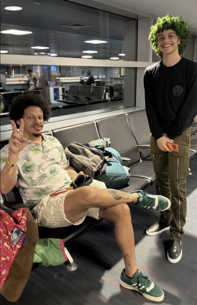 therealugs tweet picture