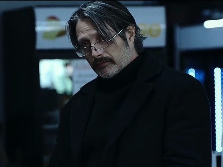 nyacula_'s tweet photo. duncan wearing the moe glasses <3 https://t.co/Et6L6dITbF