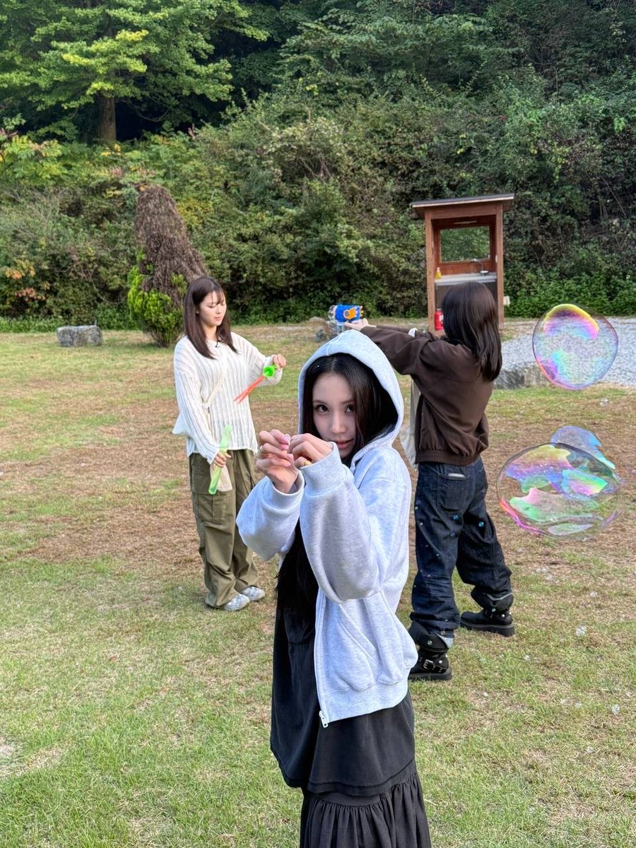 Lord__Dwight's tweet photo. 🍓

#CHAEYOUNG #채영 #チェヨン #NAYEON #나연 #ナヨン #MOMO #모모 #モモ #SANA #사나 #サナ #TWICE #트와이스 https://t.co/K7sWf0VjpA