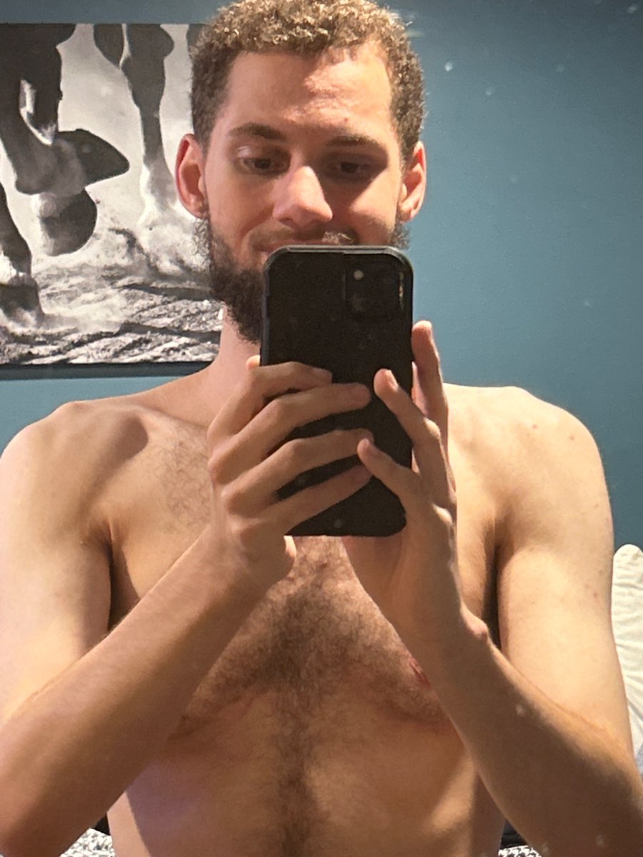 Matlovesmen's tweet photo. Who’s ready for some pics of me in my underwear😈 https://t.co/e0jhmTCD09
