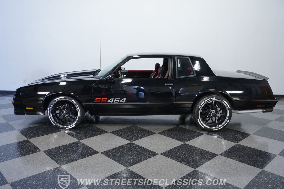 DefiniteDelight's tweet photo. 1986 Monte Carlo SS https://t.co/aLZRuHo6NH