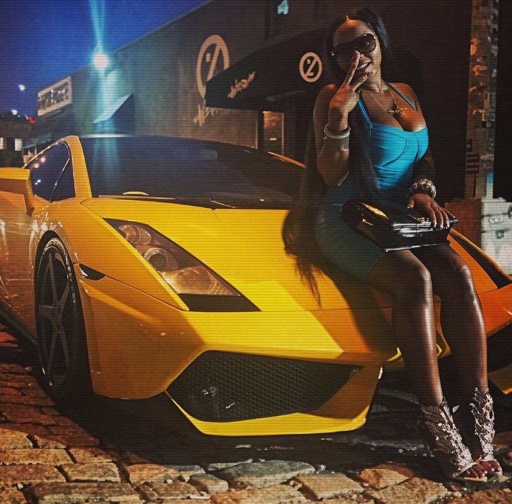 foxyarchives's tweet photo. Foxy Brown is one cold bitch. https://t.co/2DR0byJM4v