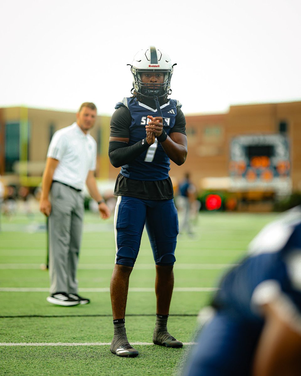 cjpeoples_1's tweet photo. Here are my Mid Season Highlights 
1125 Passing Yds 14 Passing TD’s
42 Car 316  Rushing Yds 4 Rushing TD’s

https://t.co/ezFIiXfvpd

@corypeoples @FreeSmokeAcad @CoachKGRoberts @247recruiting @Andy_Villamarzo @Rivals @RustyMansell_ @JeremyO_Johnson @benjaminwolk https://t.co/xnq9mWklql