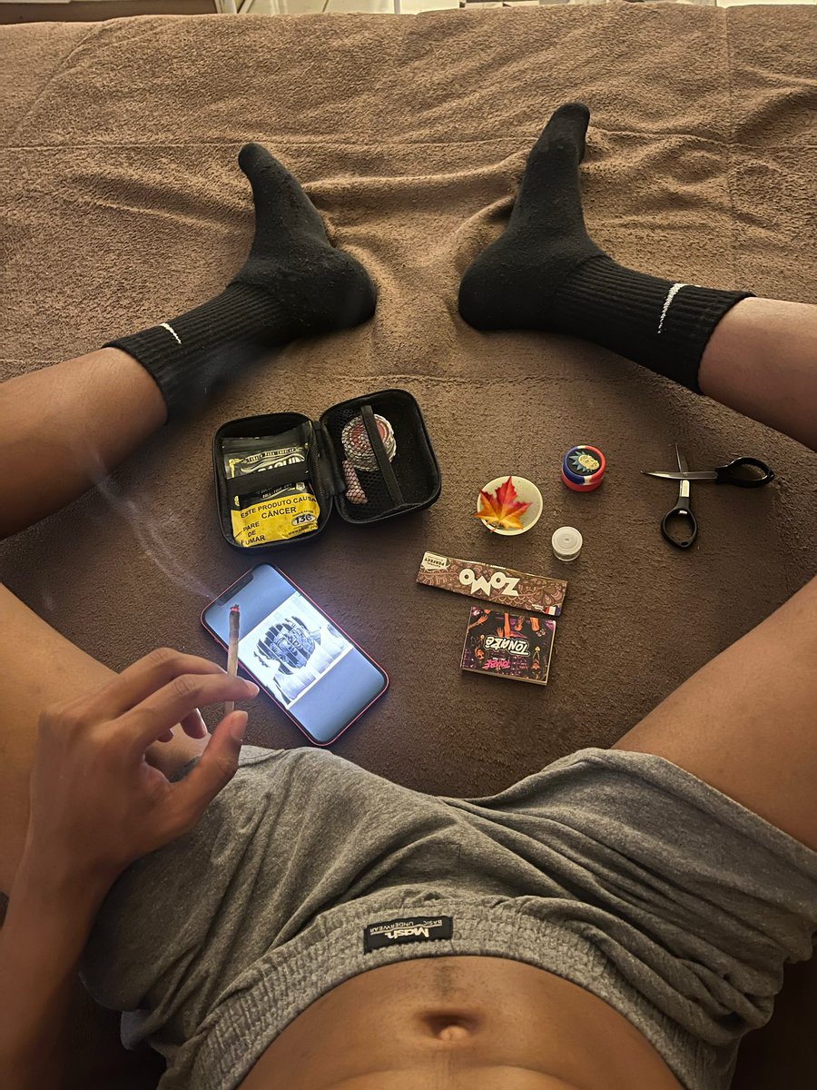 marcosvelozx's tweet photo. F1 ouvindo Xamã 🤯😶‍🌫️ https://t.co/XkQGQR1rdD