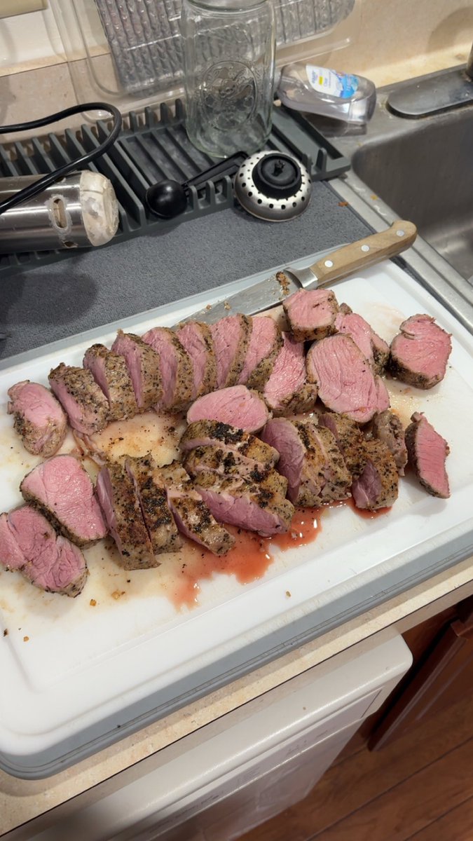 MikeDejohnn's tweet photo. Rate my pork tenderloin 1-10 ? https://t.co/L5BtGyhj0q