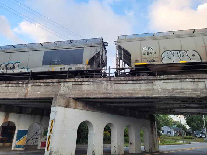 Canadian National freight train on Twyckenham Drive overpass