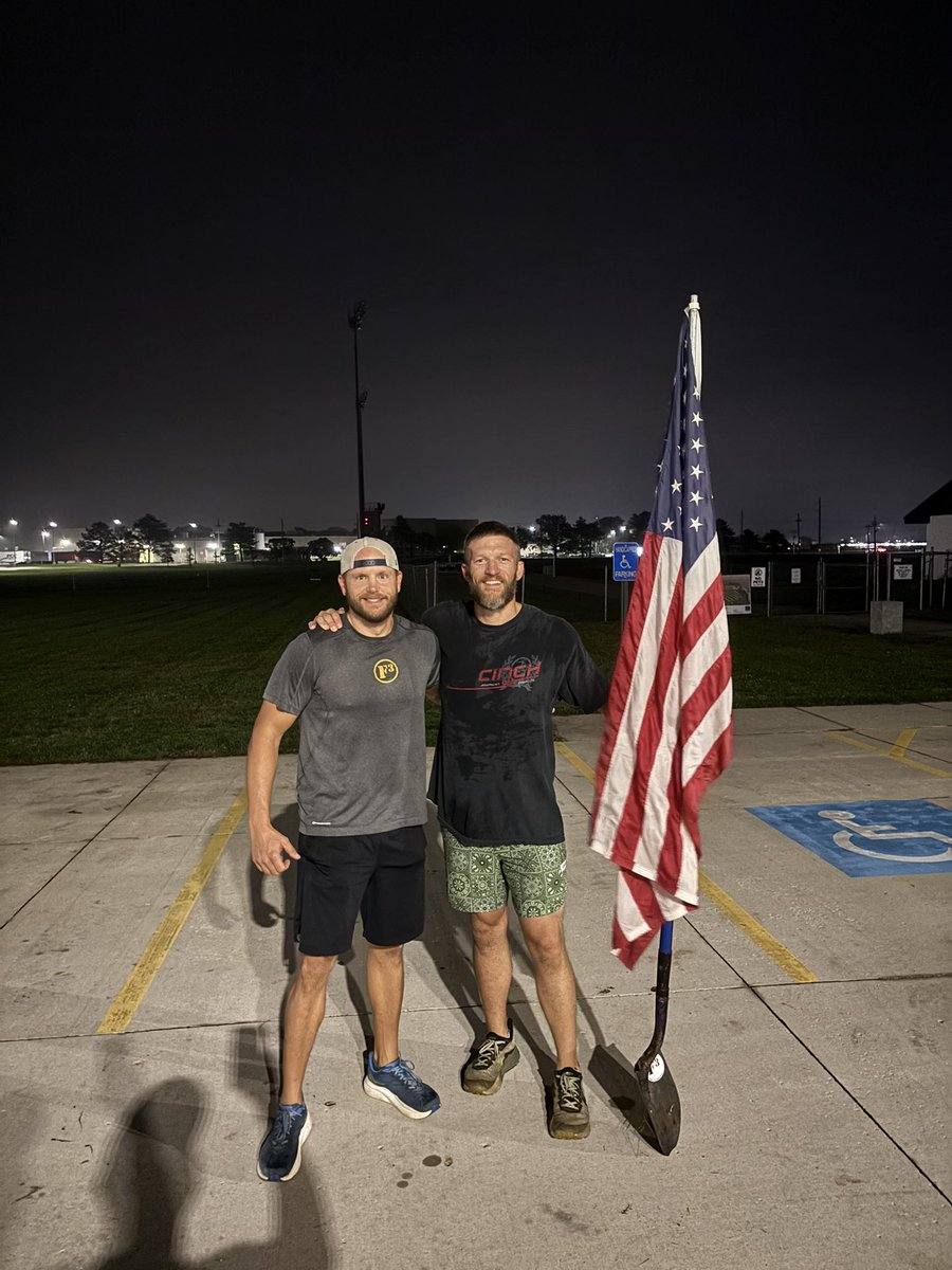 F3ChopShop's tweet photo. So cool and honored to have been given the @f3NugentFlag this morning by @LucasSimonsen75  Especially today being the anniversary of losing our F3 brother Nugent.  I personally never had the pleasure of meeting him, but I’ll make sure we keep this tradition going! https://t.co/jN3eVapQN8