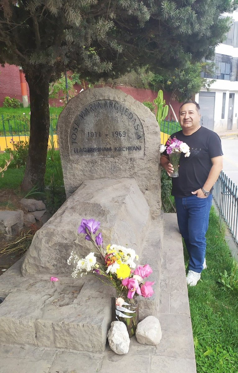 Pedro_vrae's tweet photo. Radicales planean asesinar a presidenta Keiko Fujimori.
Durante un Encuentro de la Macrorregión Sur vía Zoom, realizado los primeros días de este mes, con participación de activistas de Arequipa, Cusco, Puno, Apurímac y Moquegua; uno de los participantes incendió el Encuentro Macrorregional, lanzando propuestas extremadamente radicales, contra la vida de la presidenta Keiko Fujimori.
El incendiario fue identificado como Emiliano Oré Rojas, autodenominado como Pepe Chanka Antarky, natural de Apurímac y excandidato a una senaduría por Cooperación Popular. La investigación y sus posibles relaciones con grupos radicales, ya se encuentra en manos de la policía especializada.
"No es difícil, ustedes creen que si eliminamos a Keiko Fujimori, el pueblo no nos va a felicitar?" se pregunta Oré Rojas, ante la consulta de una de las participantes. Luego acota, "yo tranquilo y feliz me iría a la cárcel 500 años...".
Las bases de datos y reportes de prensa regional, asocian su historial directamente a procesos fiscales y actividad política en el sur del país. Registra más de 10 investigaciones fiscales en curso en distintas etapas (algunas archivadas y otras en dictamen) distribuidas en fiscalías de Apurímac, Loreto, Callao y Lima.
