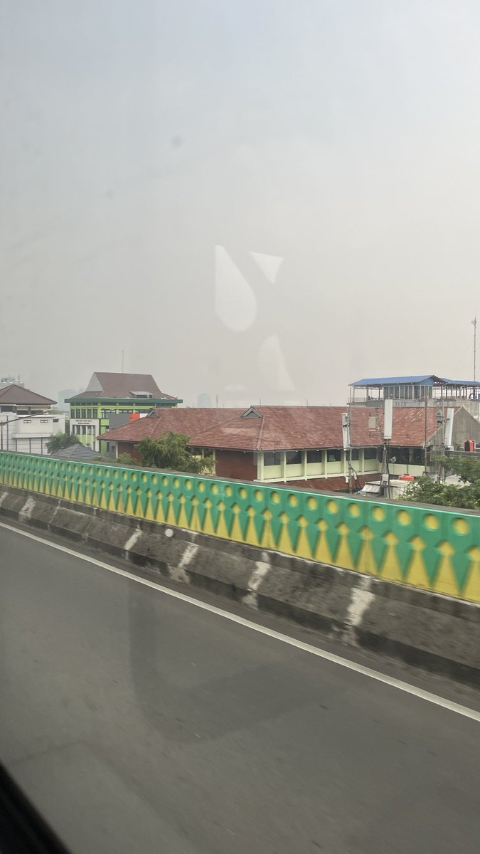 dindasaras's tweet photo. Mendung bangeeettt https://t.co/MAsJaUq1O4