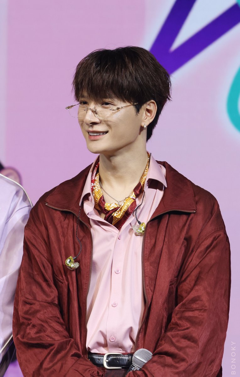 bonoky's tweet photo. ยิ้มซ้าย ยิ้มขวา 😊
ยิ้มไหนๆ ก้อน่ารัก

KRIST 24TH 9ENT PARAGON

#9Ent24thxSiamParagon 
#KristPerawat
30 Sep'26 https://t.co/WUR7B4U6nt