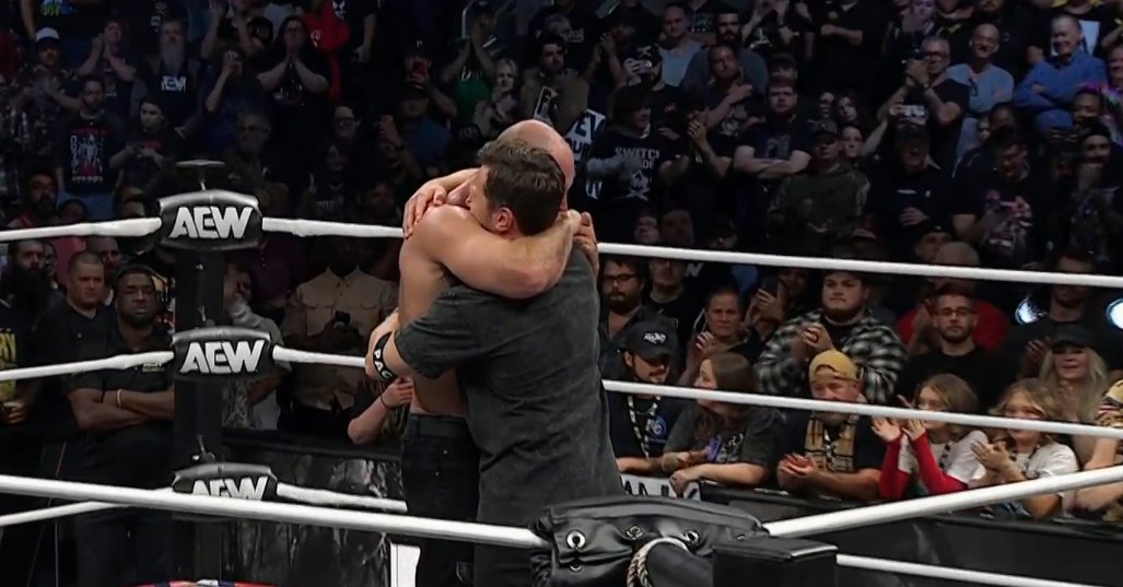 SeanRossSapp's tweet photo. Bryan Danielson and Jon Moxley hug it out for Pac https://t.co/T4yZCy10vi
