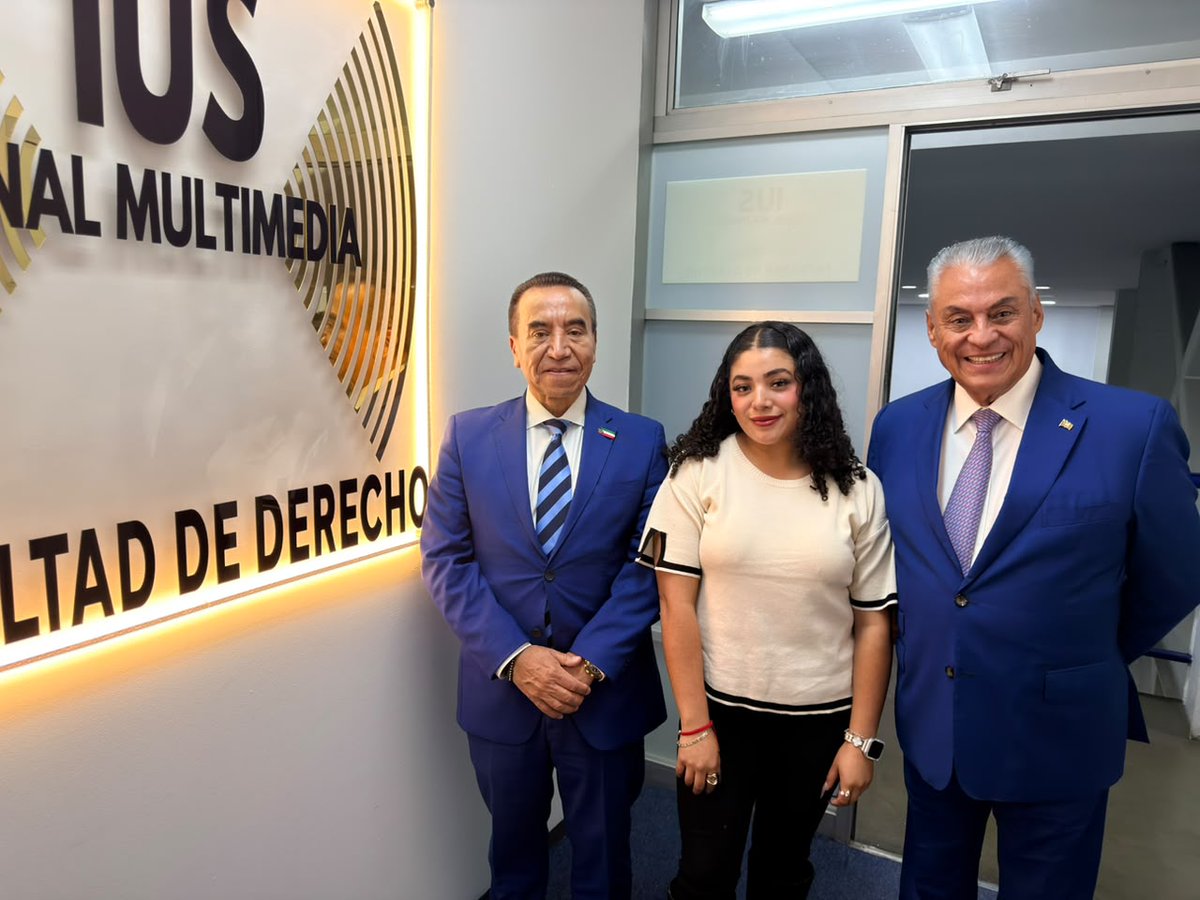 IUSCanalM's tweet photo. 👀⚖️ ¿Quién vigila a quienes imparten justicia?
En #HablemosDeDerechoProcesalPenal analizamos la Comisión de Disciplina con el Mtro. Rufino H León Tovar y la Lic. Karla Lissandra Huerta González. 📚
🎥 https://t.co/64uNAhDgPg
#DisciplinaJudicial #PoderJudicial #UNAM #IUS https://t.co/qB4gAoa5xm