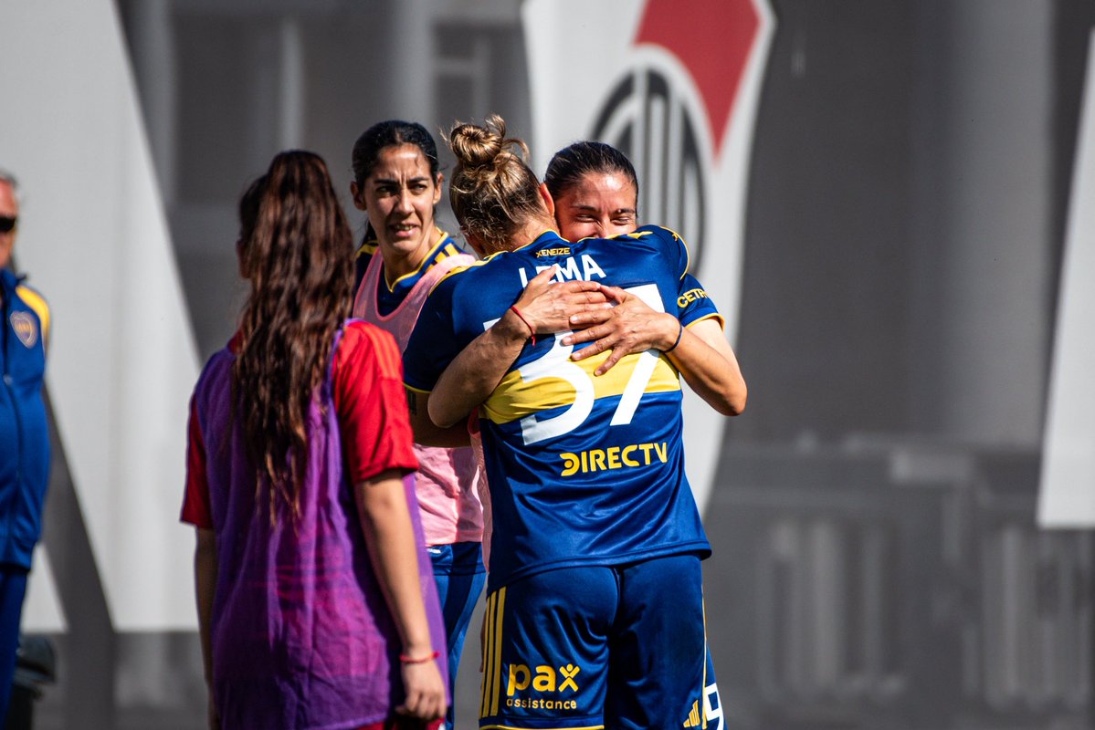 BocaJrsFutFem's tweet photo. MAMÁ YO QUIERO OH 😎⚔️ https://t.co/PGA4M2NGSl