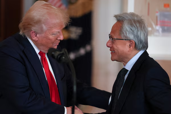 YourAnonCentral's tweet photo. Trump’s new AI “accord” has no actual government regulator enforcing it, no penalties for violations, no disclosure requirement and no implementation deadline. The companies choose their own auditors.

This isn’t regulation. It’s the consolidation of an unaccountable tech mafia. https://t.co/LhQTN7jJ1X
