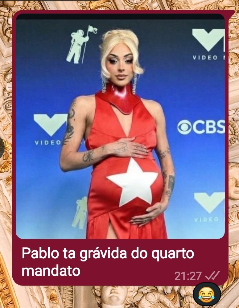 macedocomc's tweet photo. Não é so album que a mãe vai lançar. https://t.co/pPm5ydkQdV