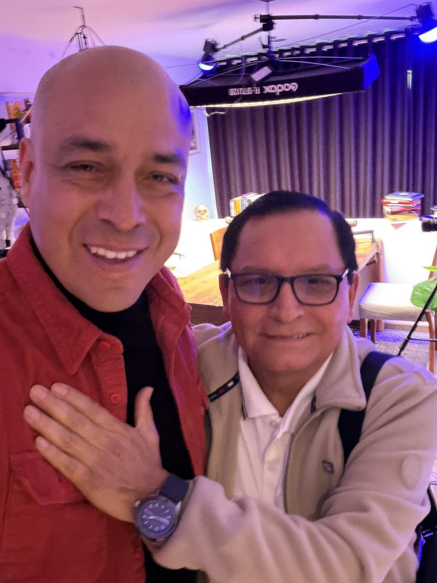 yohanandiaz's tweet photo. Los extraterrestres lo advirtieron: llegará un terremoto tres veces más poderoso que los registrados hasta ahora, según el extraordinario relato investigado durante décadas. El investigador Julio César Dongo nos da a conocer la información que ha recopilado sobre estos seres no humanos, sus mensajes y las advertencias que, asegura, fueron transmitidas a través del contactismo.

Una conversación impactante en Insólita Experiencia que ustedes no deben perderse. 🔥 ¡LO ADVIRTIERON! 🔥 EXTRATERRESTRES anunciaron otro GRAN TERREMOTO… y la PROFECÍA sigue vigente. https://t.co/uZSWowkpw0

#Extraterrestres, #Terremoto, #Profecía, #OVNIS, #UFO, #Perú, #Yungay, #ContactoExtraterrestre, #InsólitaExperiencia, #YohananDíaz