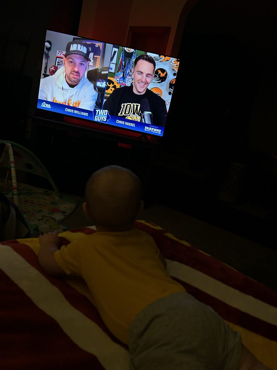 SydHolmes's tweet photo. @IowaEverywhere Our 6 month old son Archie loves to watch 2 guys! https://t.co/h1OsR3YR6y