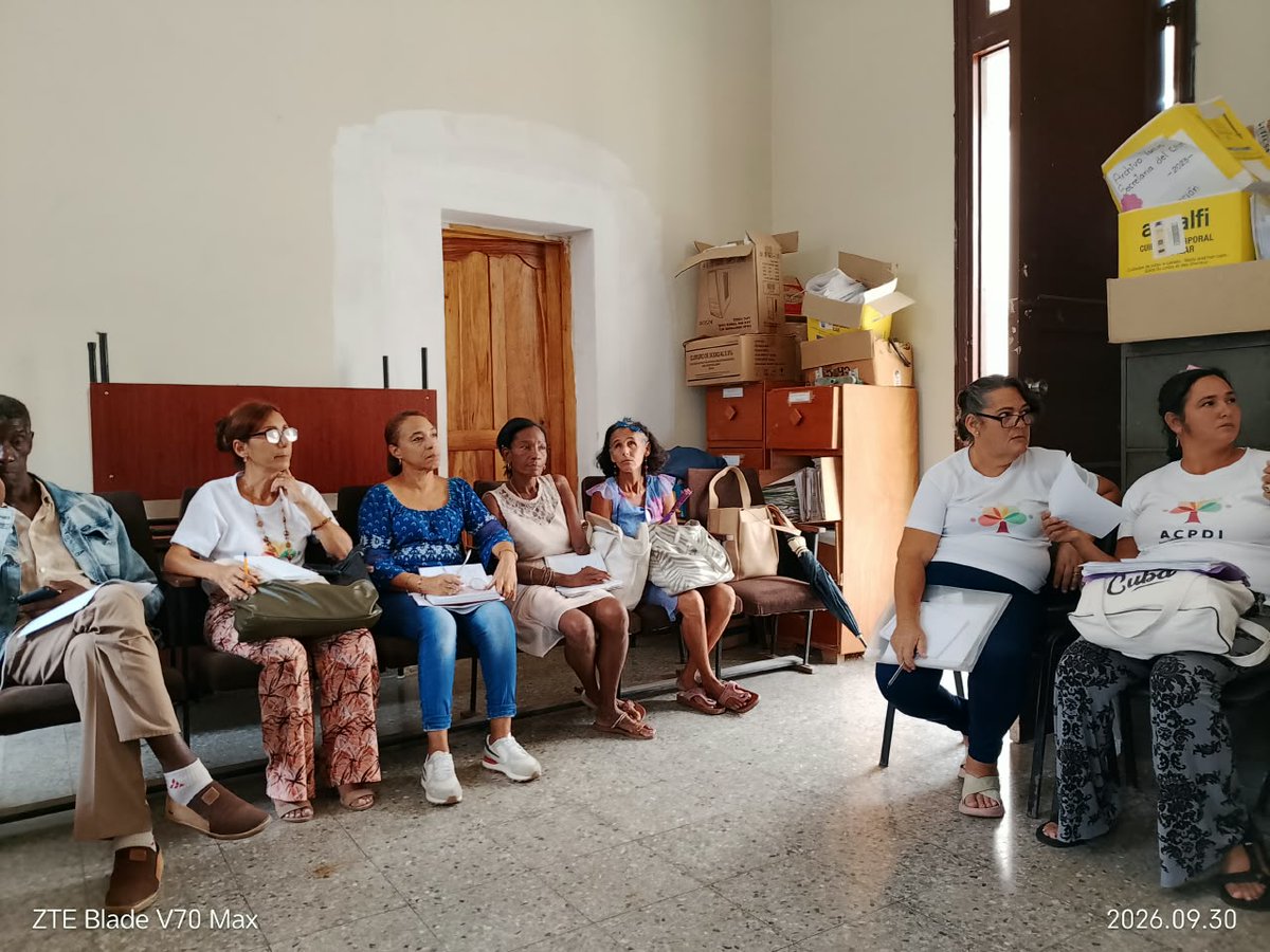 ACPDI_Cuba's tweet photo. El proyecto "Los cuidados cuentan! .... sigue avanzando, hoy en Guanabacoa definiendo 2 líneas de trabajo:
📌Matriz para definir beneficiarios.
📌 Fortalecimiento de capacidades.
Juntos somos + 💪 
#MTSS , #MINED, Gobierno y asociaciones  #ANSOC #ACRIFIM #ANCI  ❤️ https://t.co/HPXy98VdXF